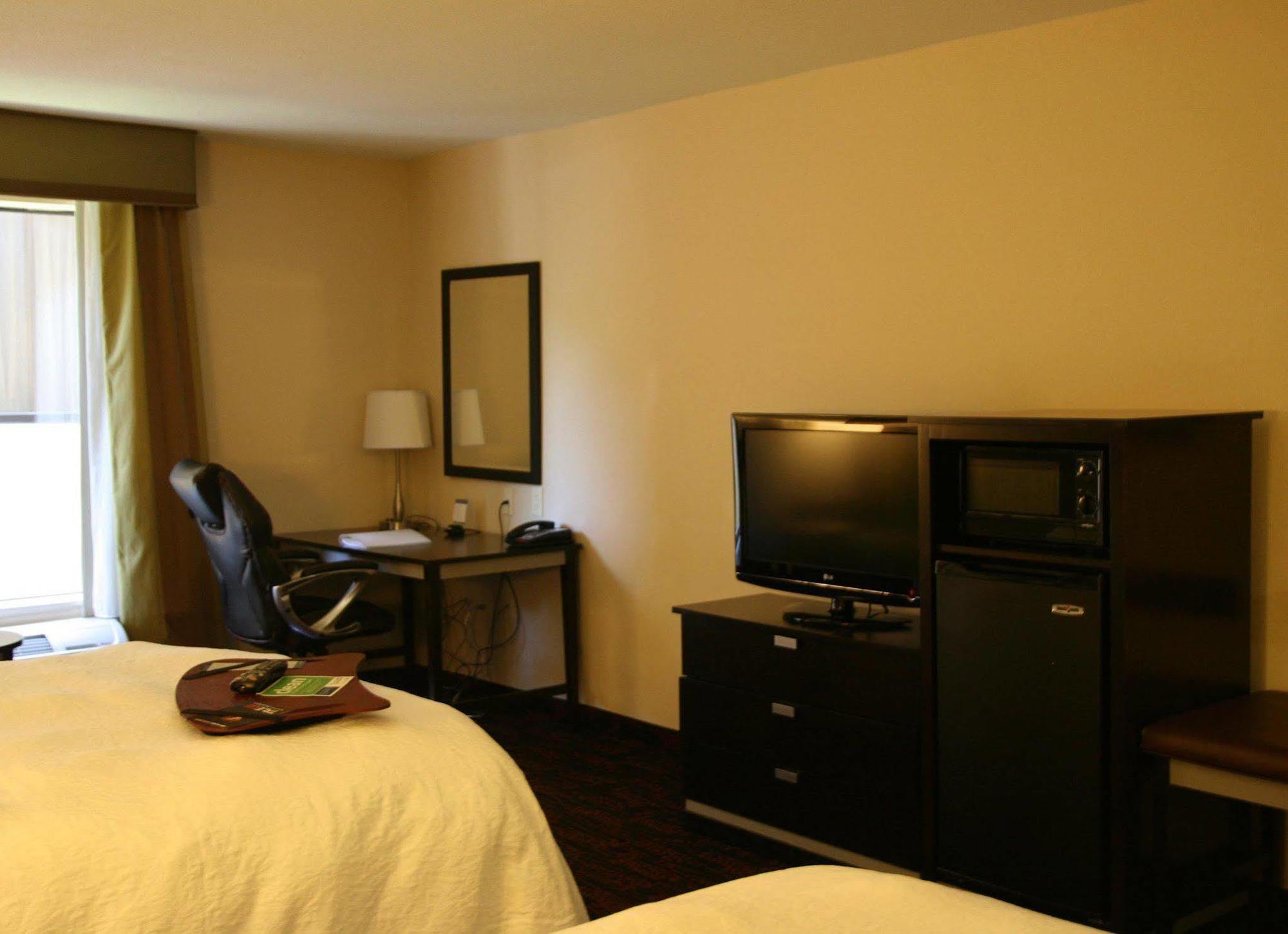 Hampton Inn Jericho - Westbury Quarto foto