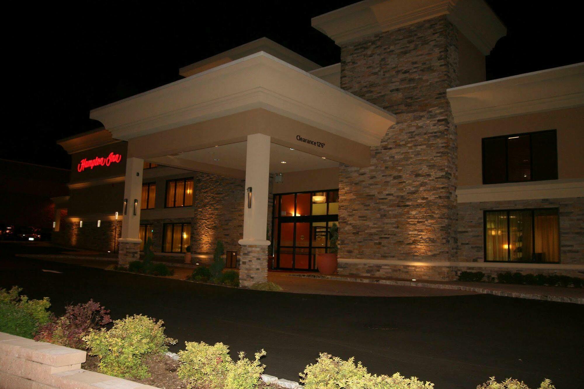 Hampton Inn Jericho - Westbury Exterior foto