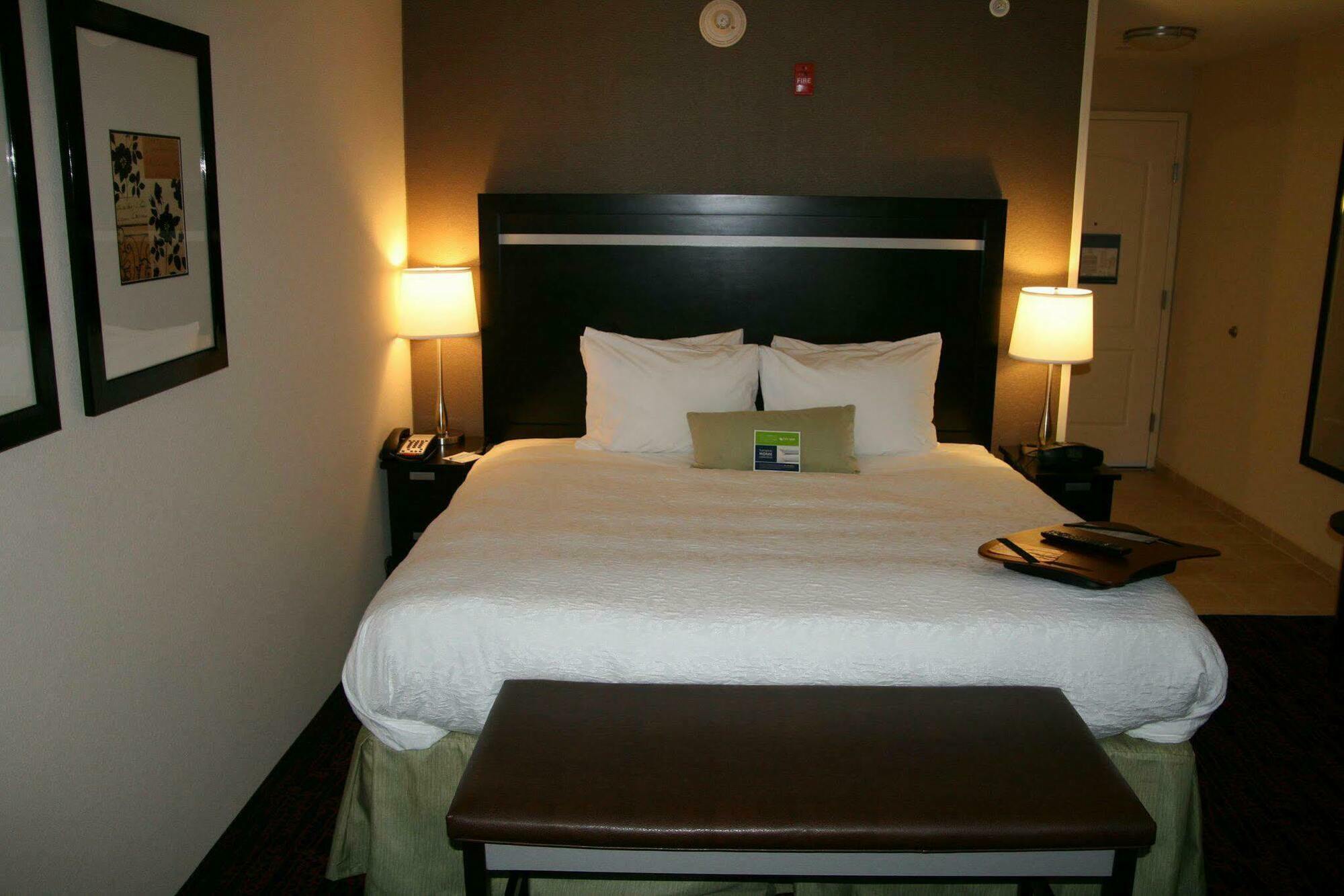 Hampton Inn Jericho - Westbury Quarto foto